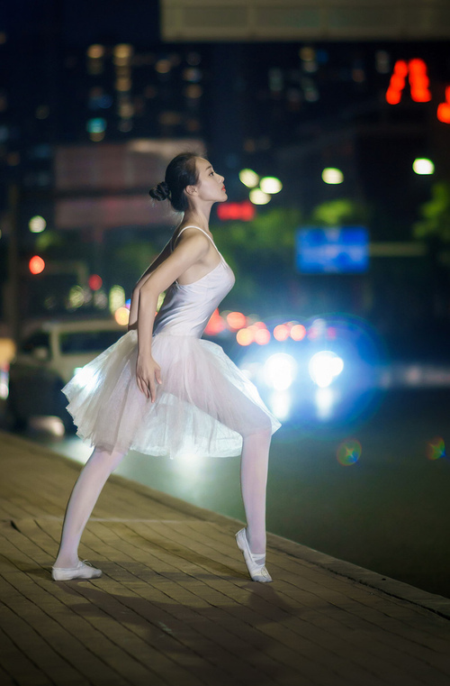 _标签:网球运动如何融入日常生活_,网球时如何锻炼