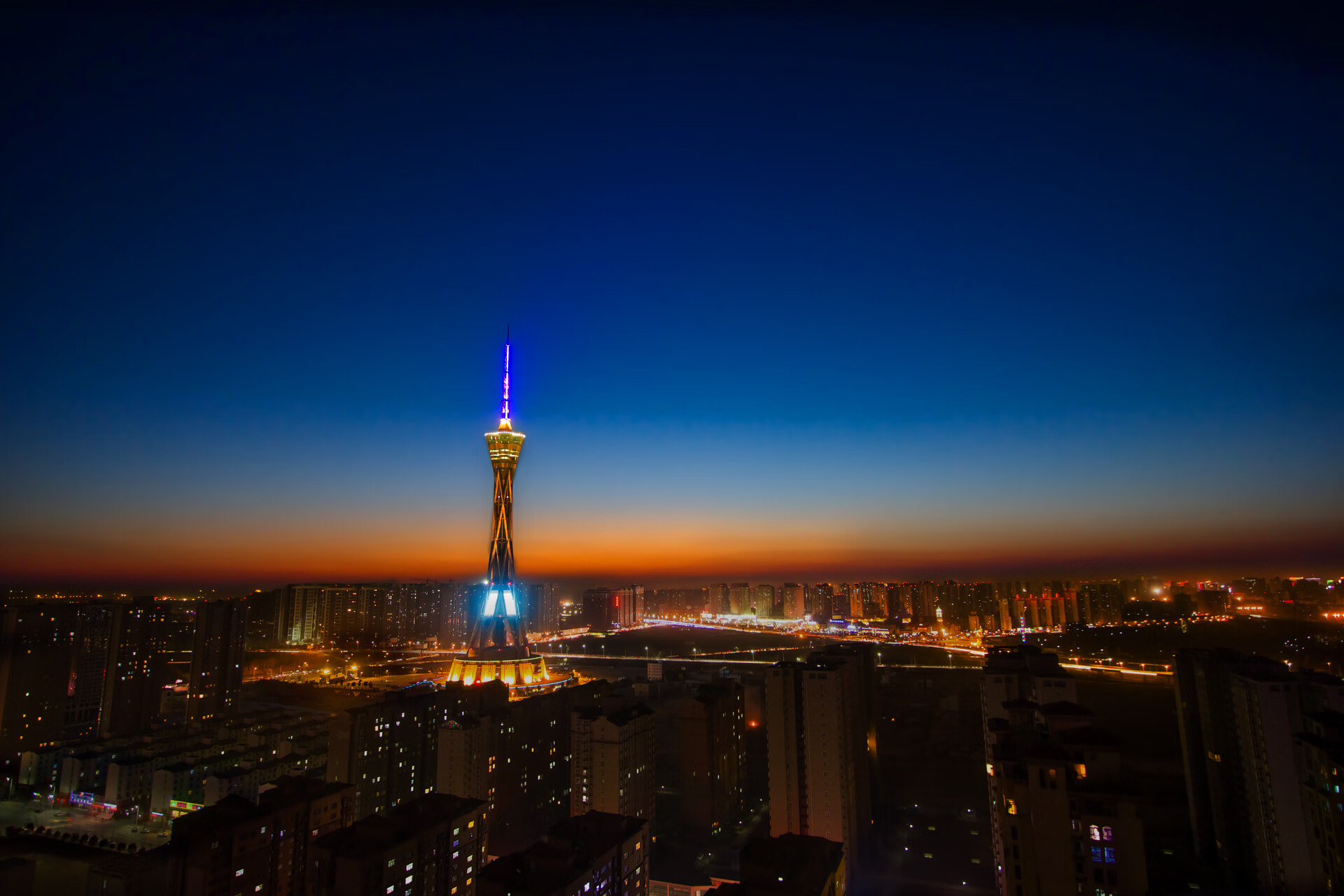 开云官网在线-国外联赛归化归队引争议，国家队阵容再受关注，国际足联对归化球员有人数限制吗