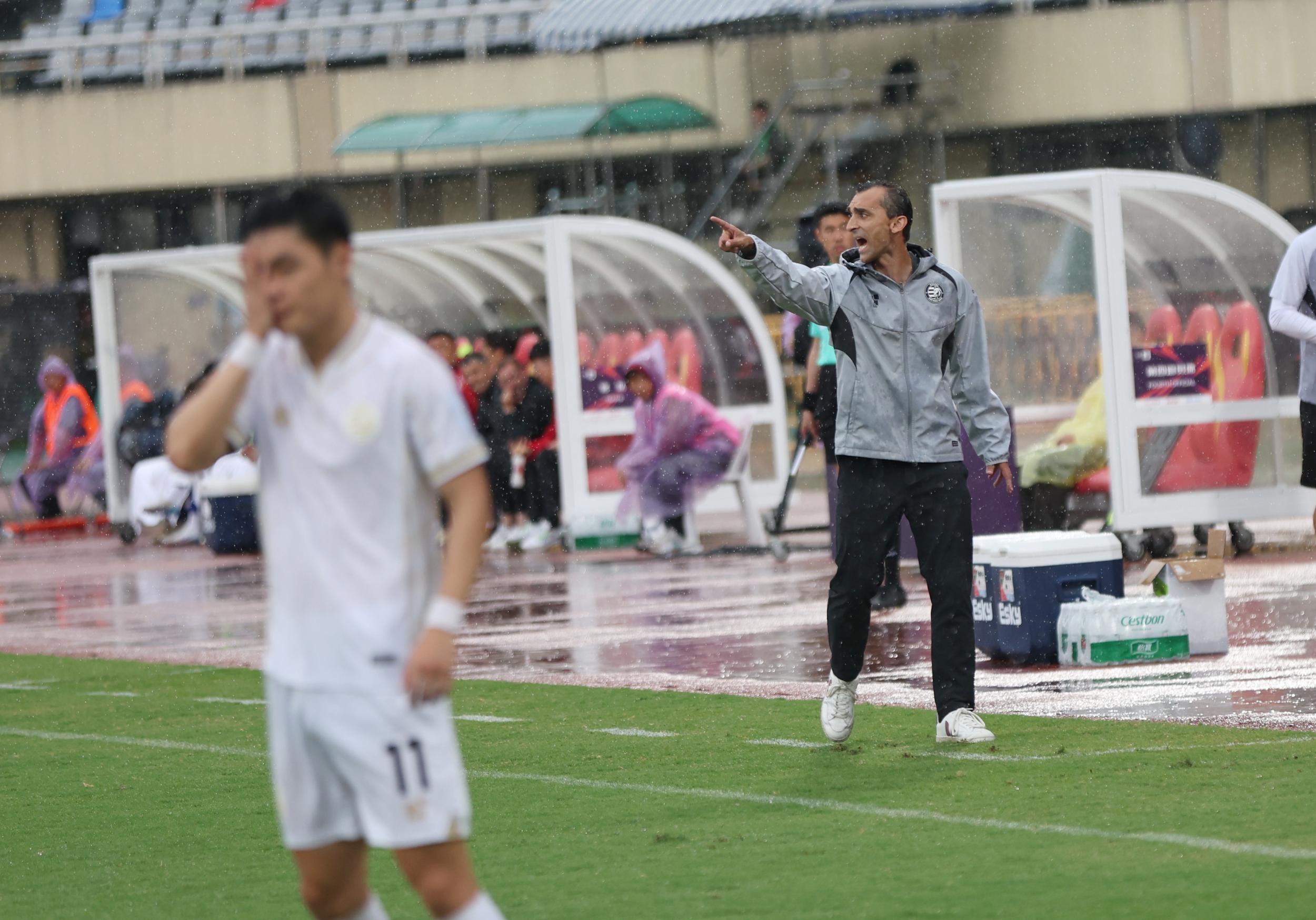 关于开云体育:中甲劲旅“蓄势待发”，球迷：期待他们能实现冲超梦想！的信息