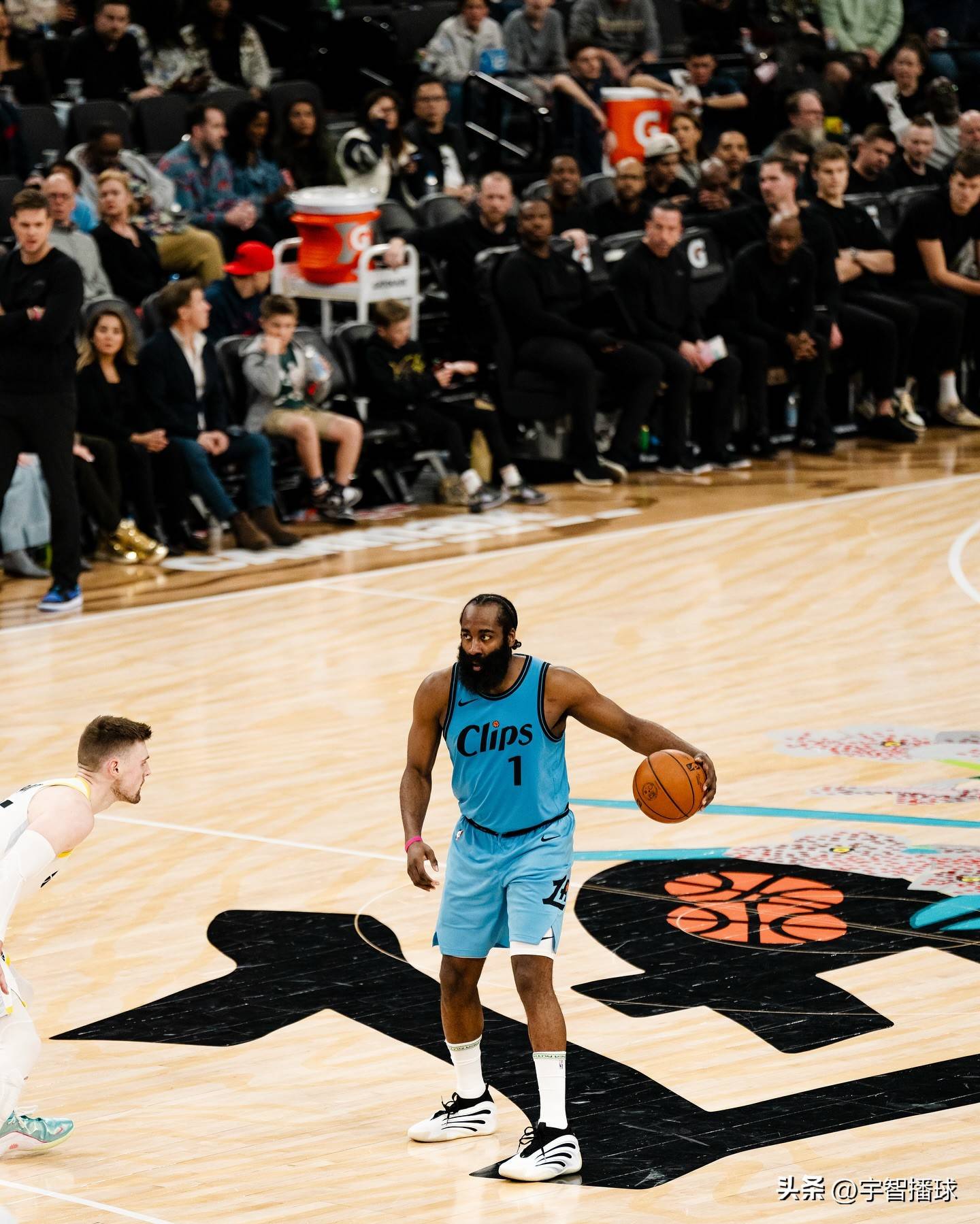 快船vs湖人：洛杉矶的巅峰对决